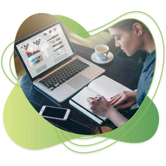 Women effectively working on social media